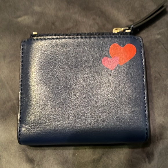 FLASH SALE🔥🔥LIKE NEW TORY BURCH PEACE & LOVE WALLET W/UNBRANDED CROSSBODY CHAIN💗 - Picture 8 of 11